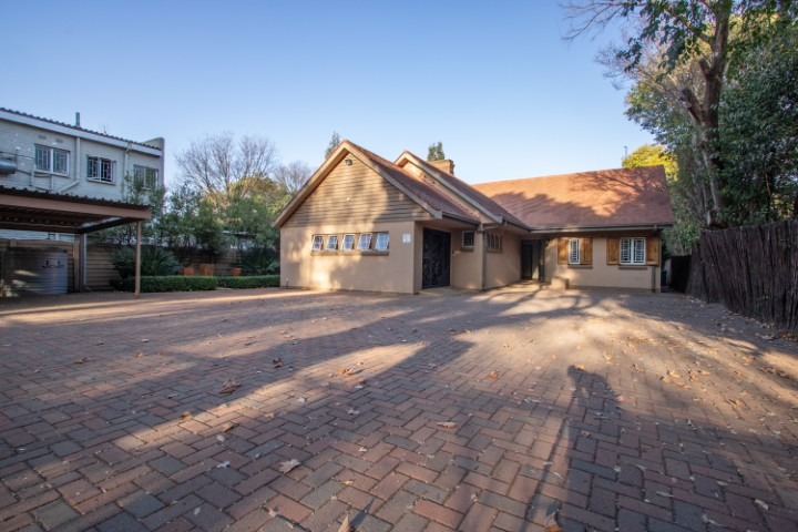 8 Bedroom Property for Sale in Die Bult North West